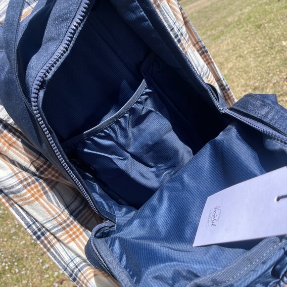 NWT Unisex Adult OS Navy Herschel Supply Co. Miller Backpack - Picture 9 of 15